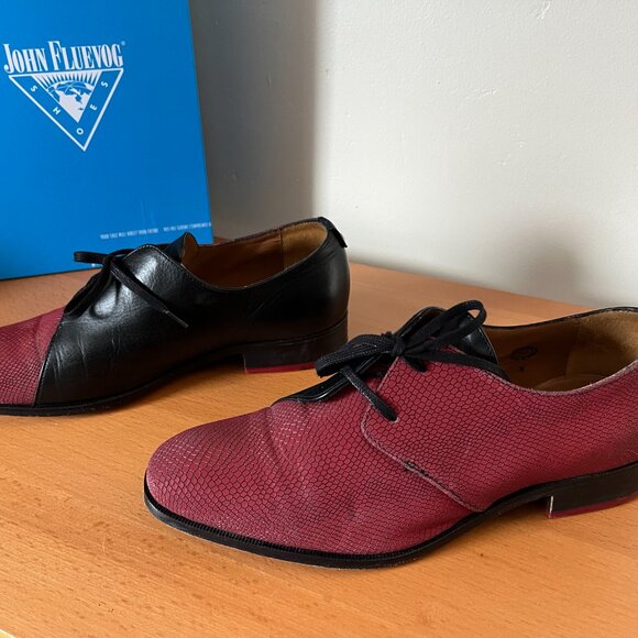 Fluevog City Angel "Manhattan" men's shoe - reflective red & black - M8/W10 - Picture 3 of 5